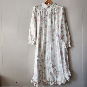 Vintage 1980s Fundamentals Petite Floral Nightgown Lace Collar M Cottage Grandma